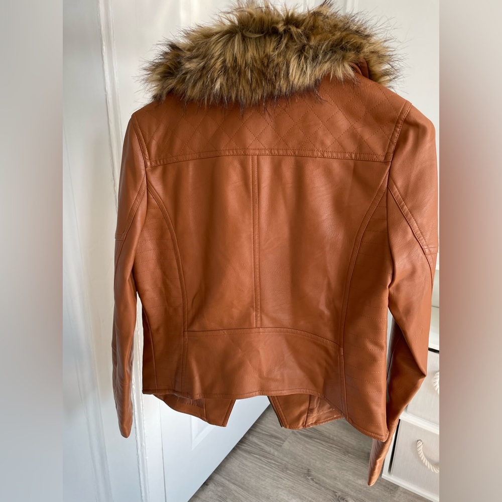 Leather Jacket - Picture 2 of 6